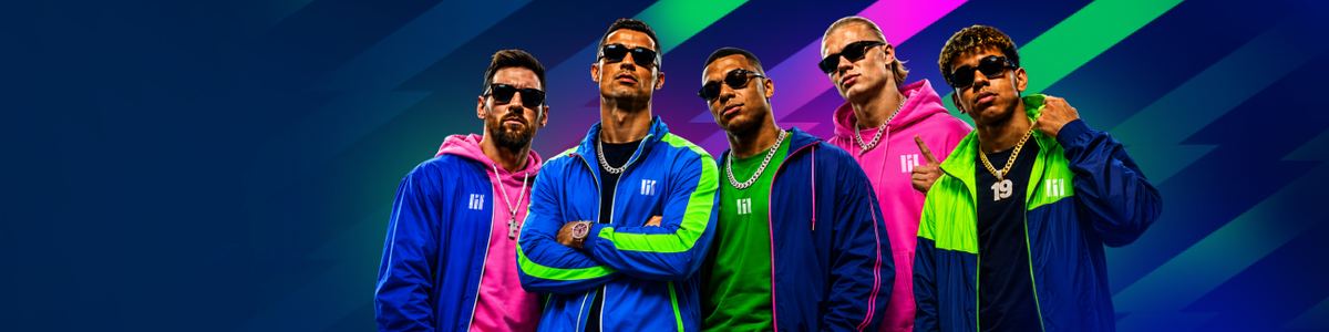 বন্ধুদের দল lilbet পোশাকে